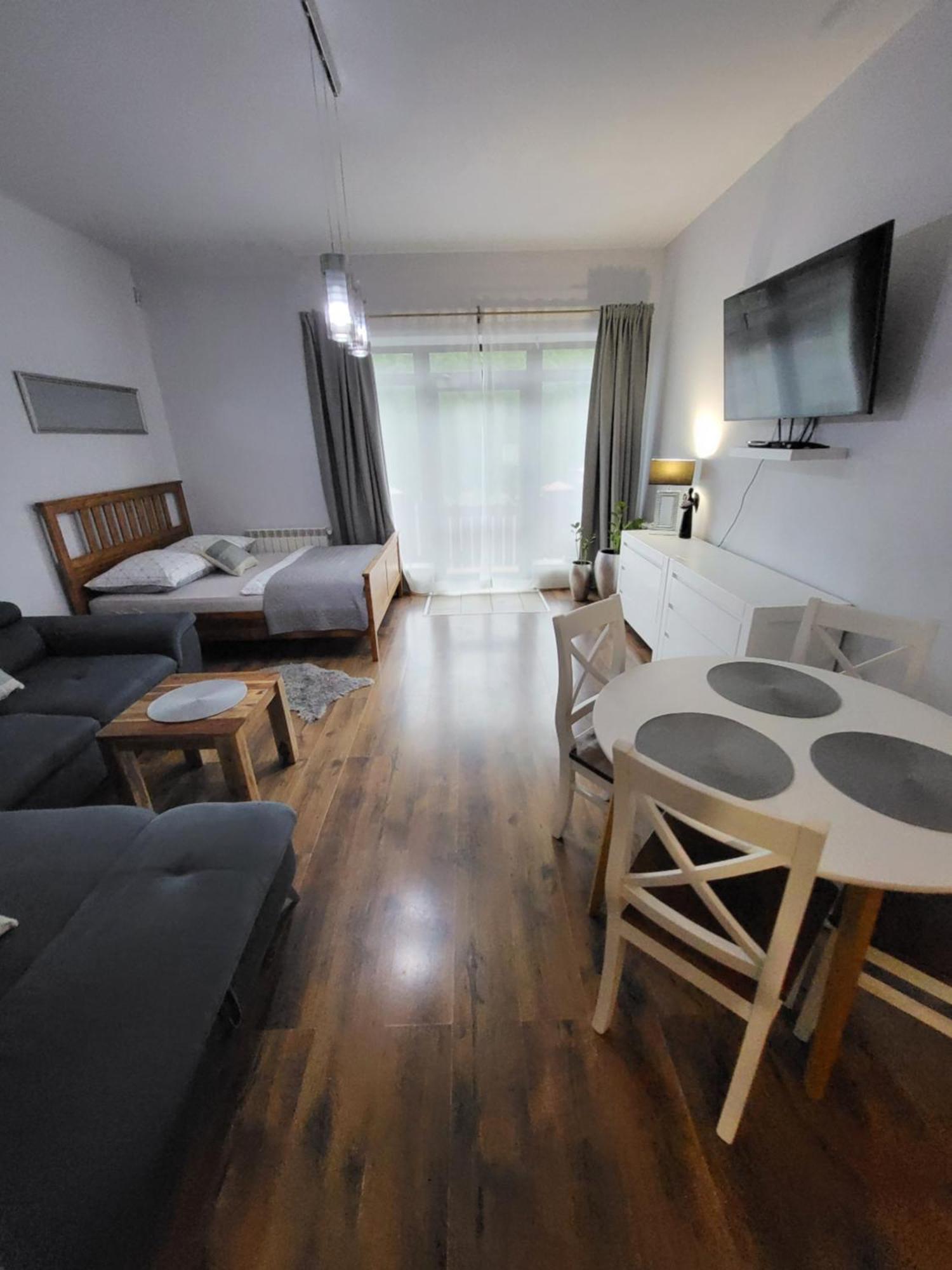 Podkowa Hotel Myślenice Buitenkant foto