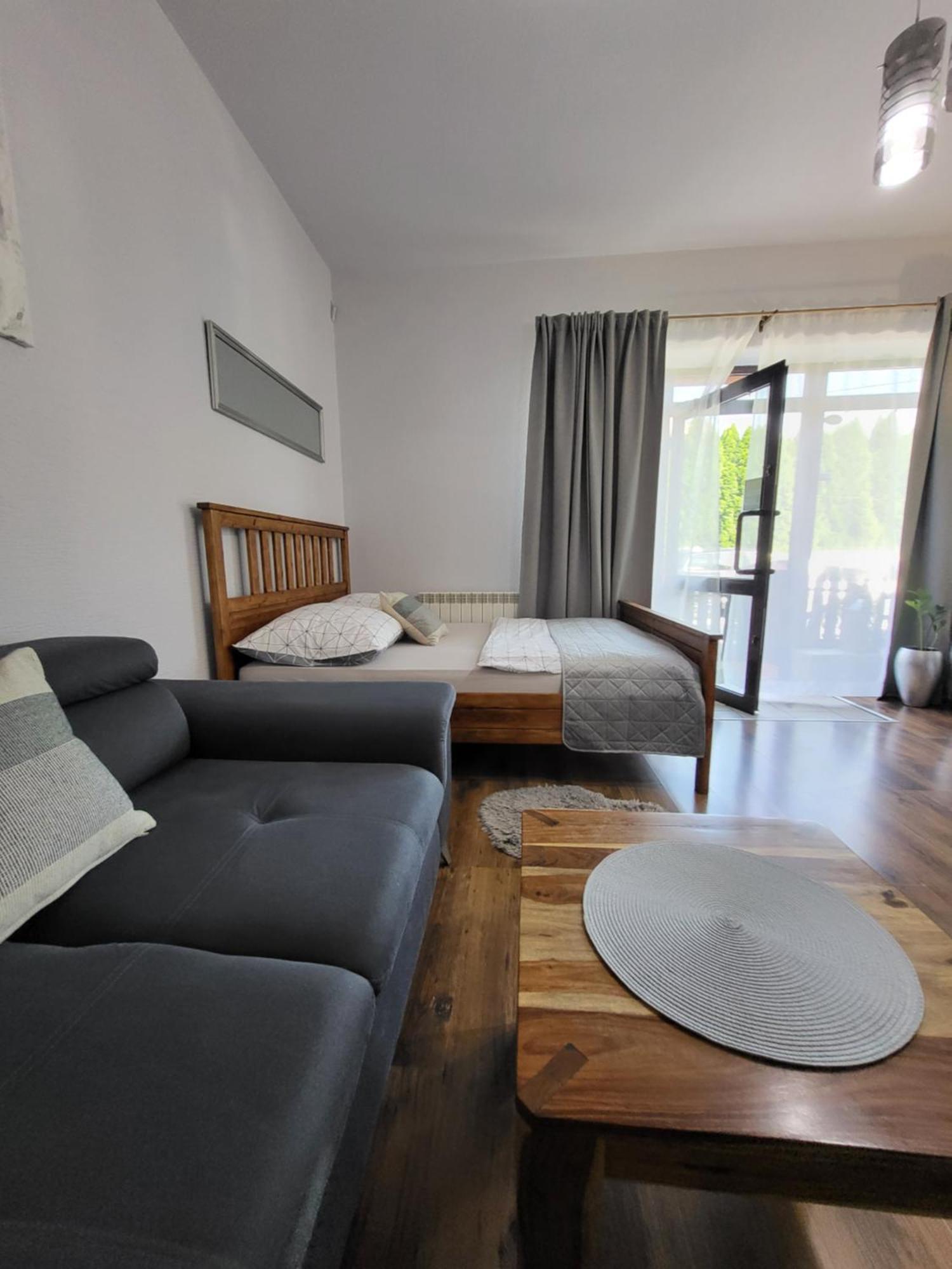 Podkowa Hotel Myślenice Buitenkant foto