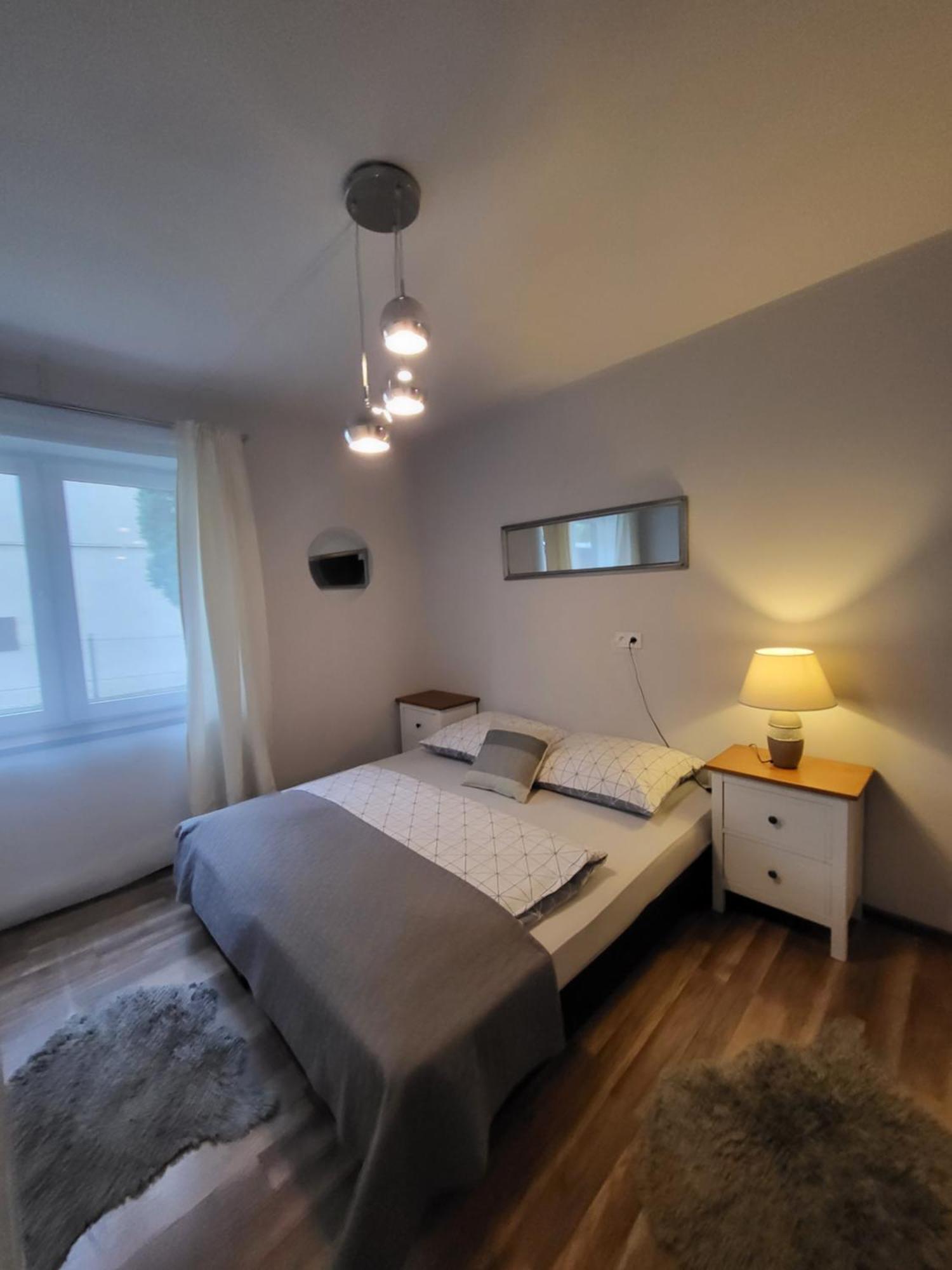 Podkowa Hotel Myślenice Buitenkant foto