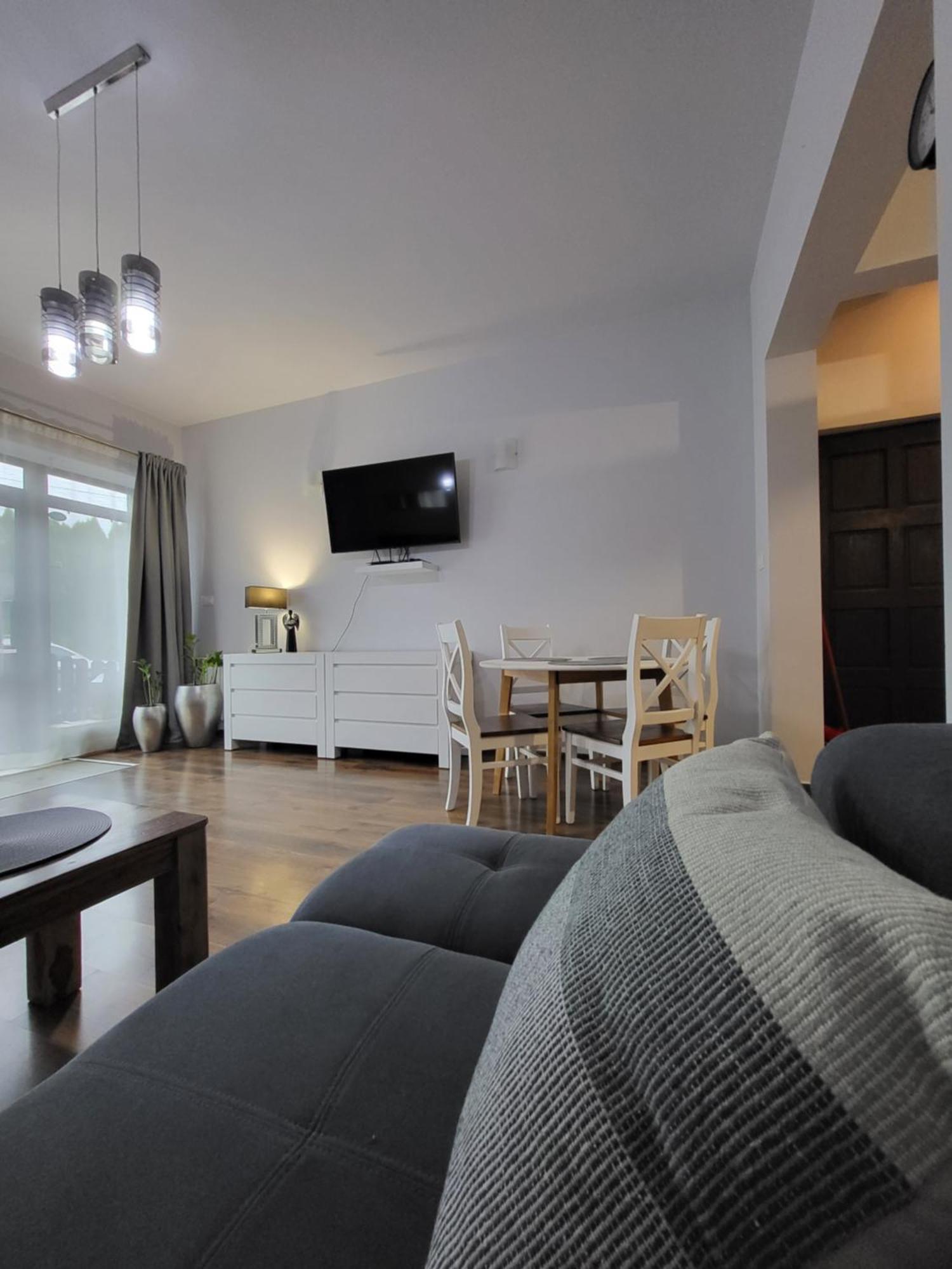 Podkowa Hotel Myślenice Buitenkant foto